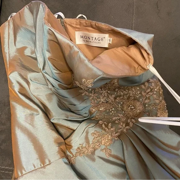 MONTAGE by Mon Cheri - Picture 9 of 15